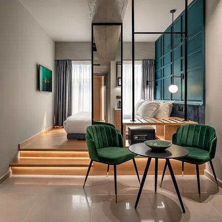 Bob W Akadimia 4* Athens
