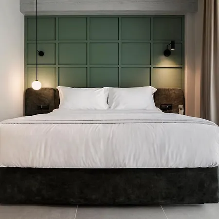 Bob W Akadimia 4* Athens